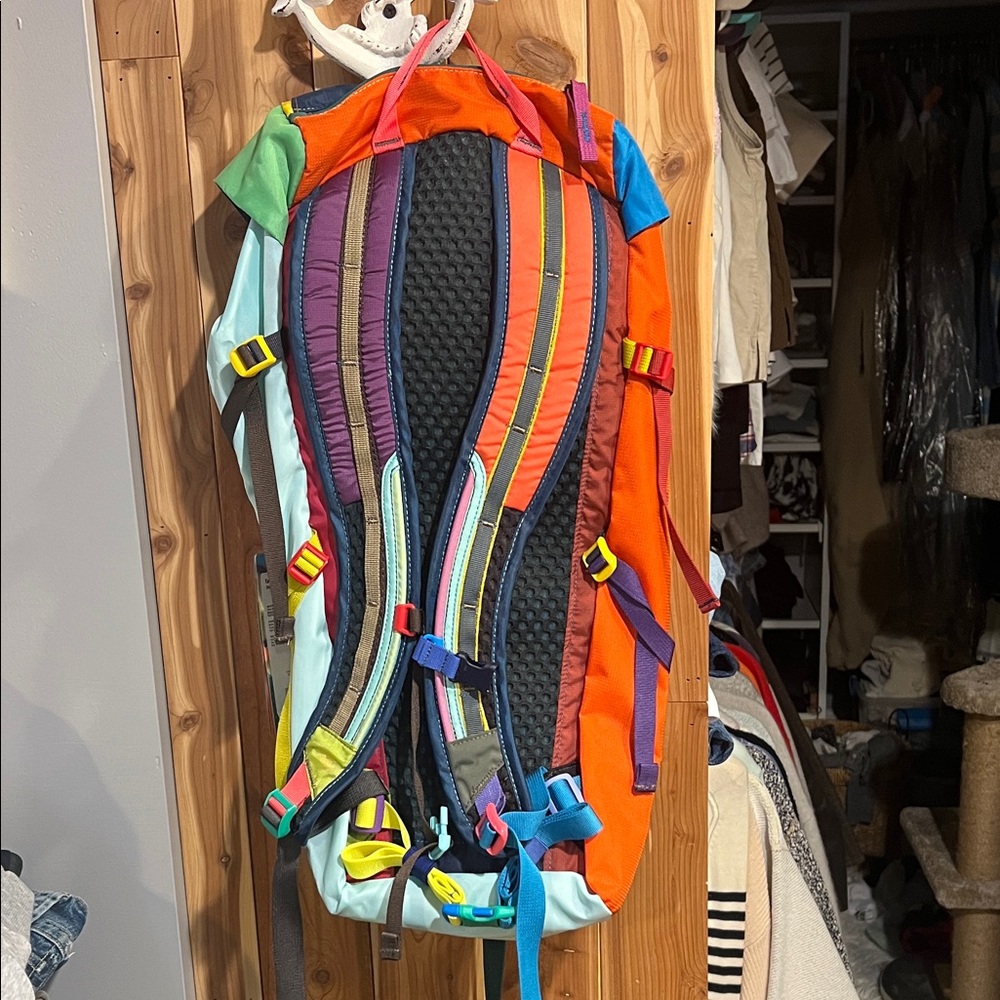 cotopaxi Multicolor Adventure Backpack in Blue, Orange, Green, Purple (NEW) - Picture 6 of 6